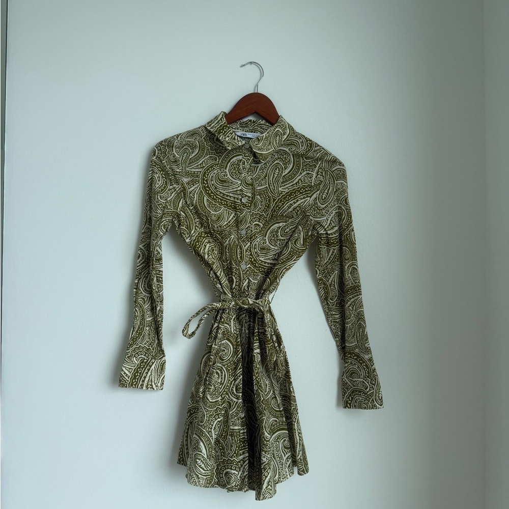 Zara Green Tan Long Sleeve Dress Shirt Collar
